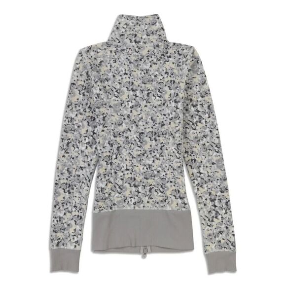 Lululemon Rise & Shine Jacket Not So Petite Fleur Silver Spoon Athleisure | 10 - Picture 4 of 10